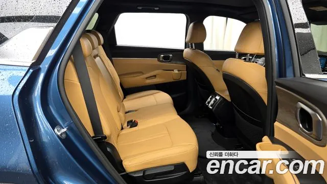 Kia Sorento 2022 — фото 17