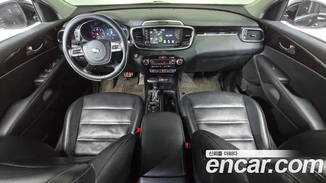 Kia Sorento 2018 — фото 10