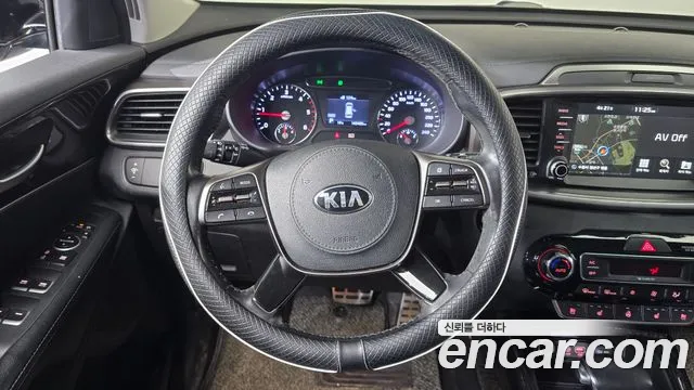 Kia Sorento 2018 — фото 18