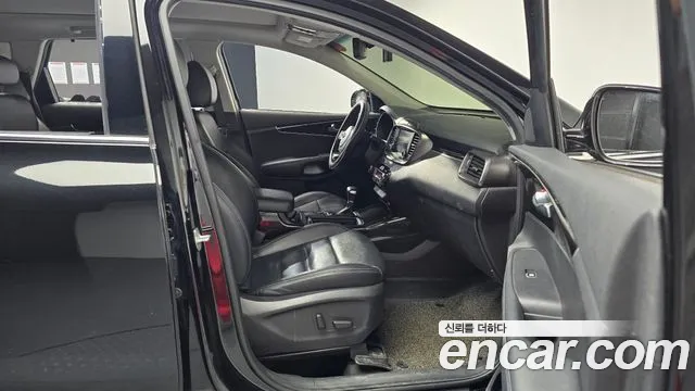 Kia Sorento 2018 — фото 16