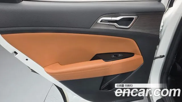 Kia Sportage 2022 — фото 15