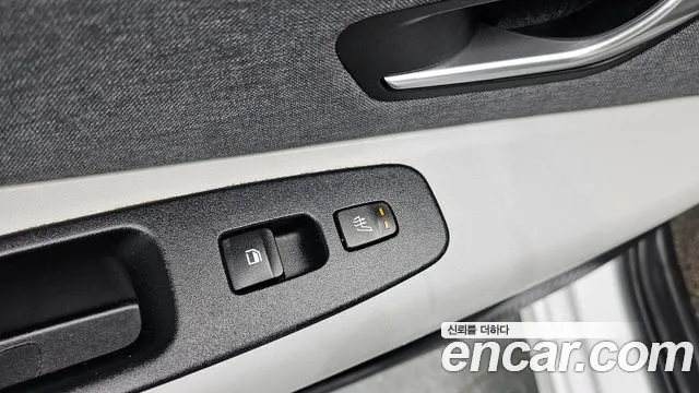 Hyundai AVANTE 2021 — фото 12