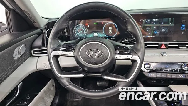 Hyundai AVANTE 2021 — фото 15