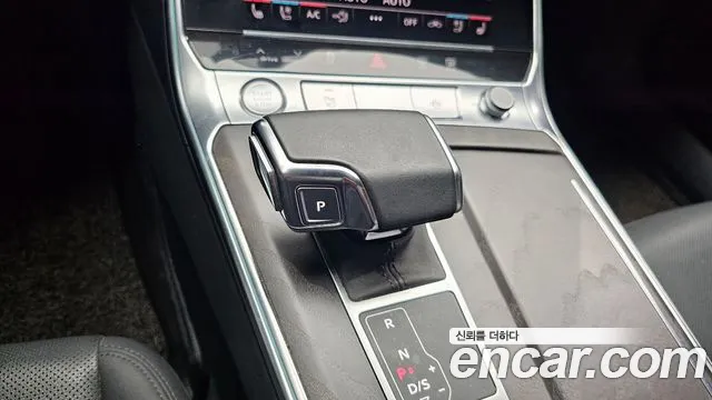Audi A6 2020 — фото 12