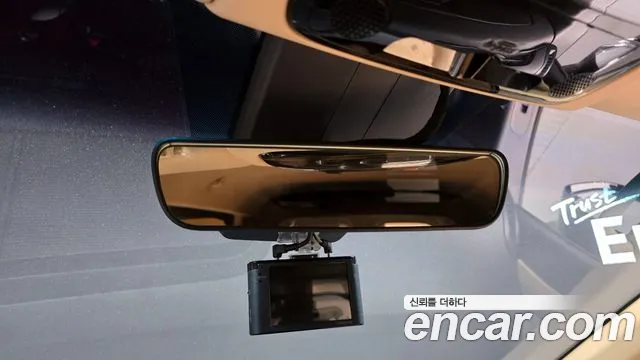 Hyundai Staria 2023 — фото 19