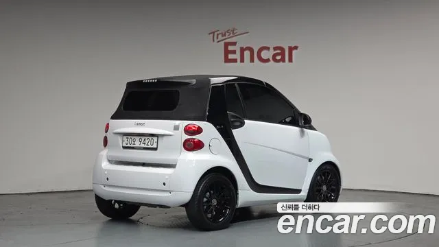 Smart Fortwo 2011 — фото 19