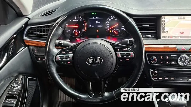 Kia K7 2016 — фото 14