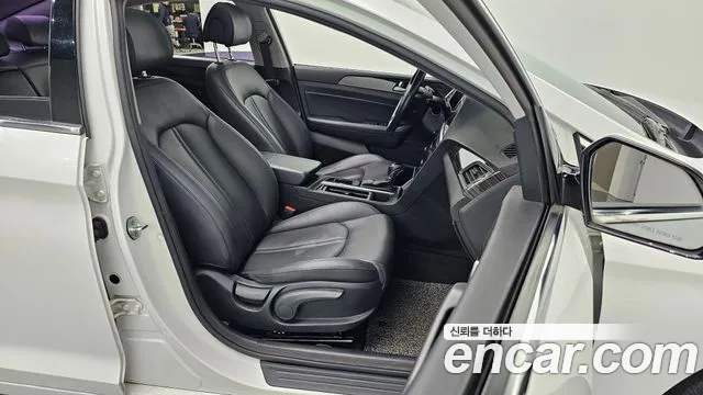 Hyundai Sonata 2015 — фото 10