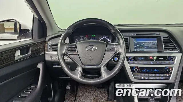 Hyundai Sonata 2015 — фото 12
