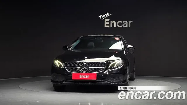 Mercedes-Benz E-Class 2017 — фото 3