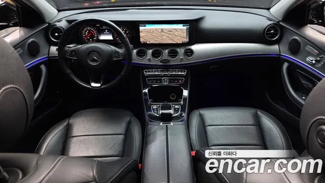 Mercedes-Benz E-Class 2017 — фото 7