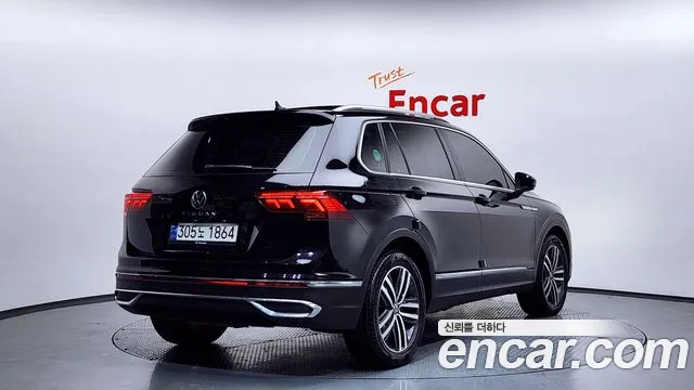 Volkswagen Tiguan 2023 — фото 2