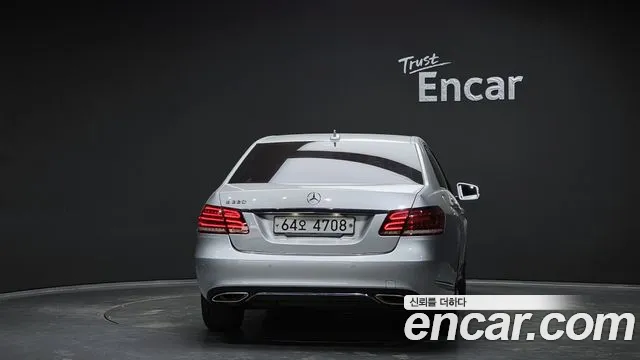 Mercedes-Benz E-Class 2016 — фото 4