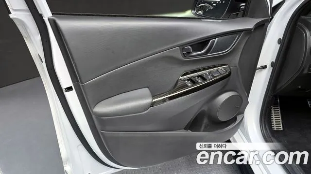 Hyundai Kona 2022 — фото 14