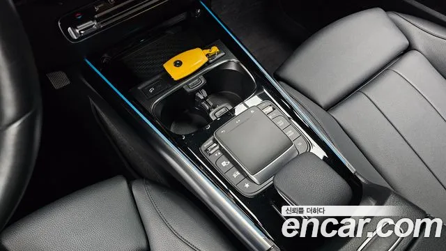 Mercedes-Benz GLA-Class 2021 — фото 12