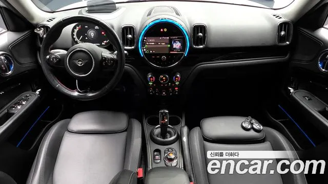 Mini Countryman 2021 — фото 10