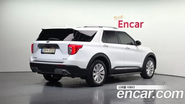 Ford Explorer 2021 — фото 2