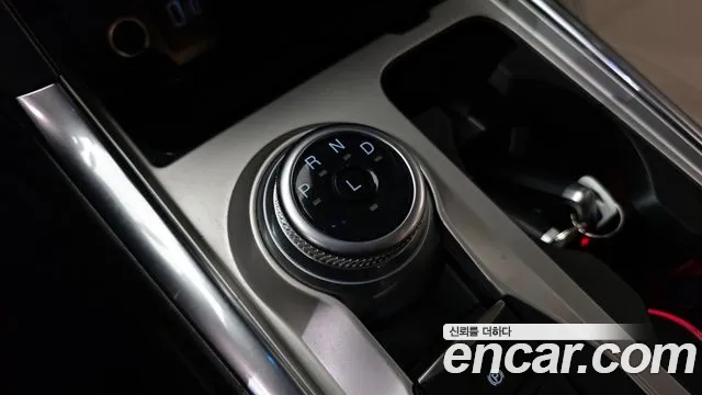 Ford Explorer 2021 — фото 12