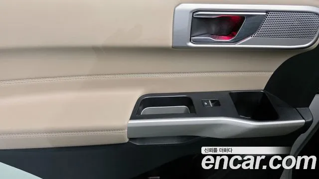 Ford Explorer 2021 — фото 15