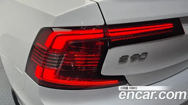 Volvo S90 2023 — фото 9