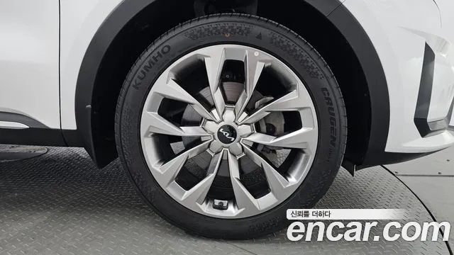 Kia Sorento 2023 — фото 4