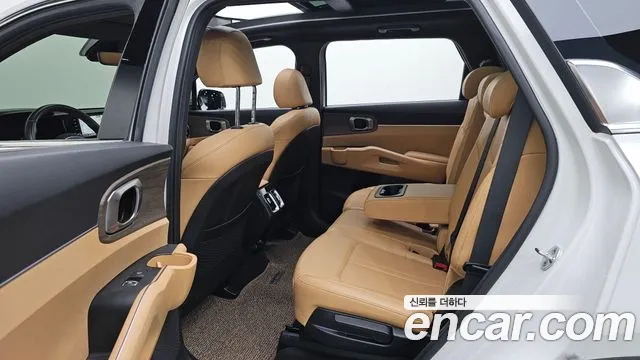 Kia Sorento 2023 — фото 17
