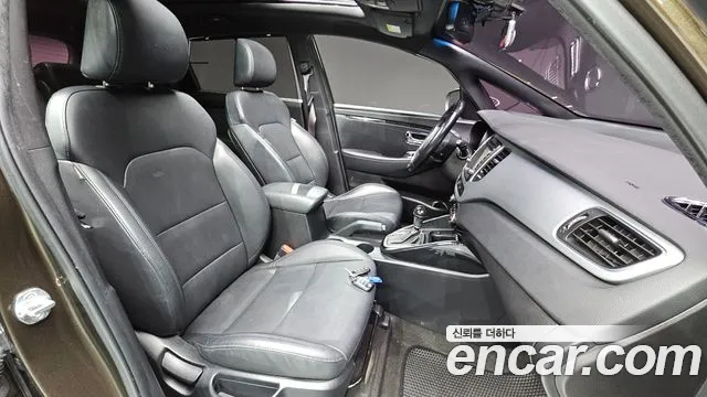 Kia Carens 2014 — фото 10