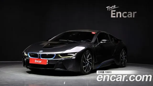 BMW i8 2015 — фото 1