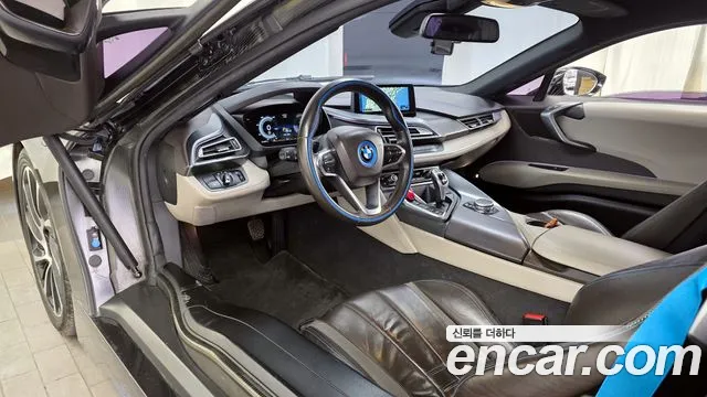 BMW i8 2015 — фото 10