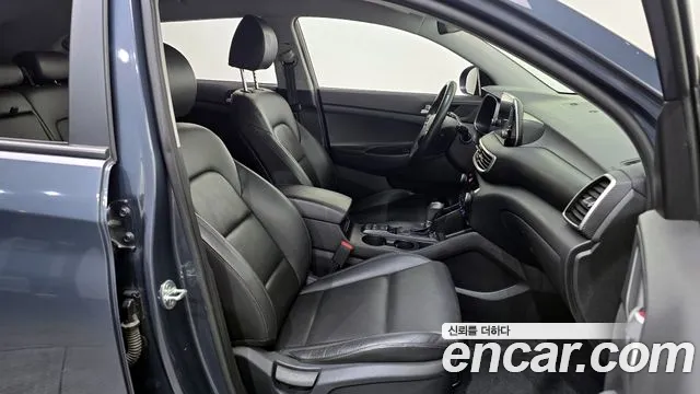 Hyundai Tucson 2020 — фото 12