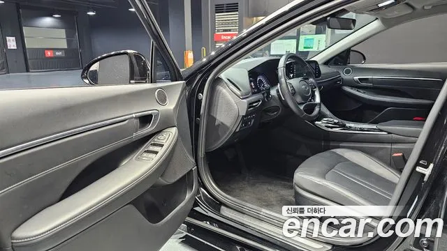 Hyundai Sonata 2023 — фото 10