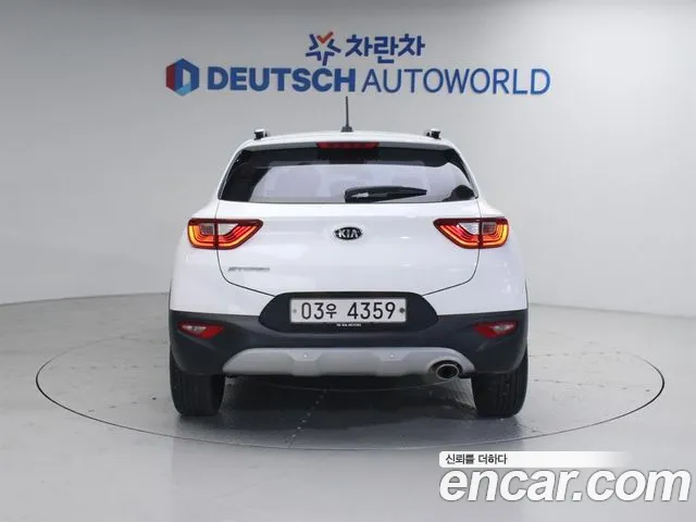Kia Stonic 2018 — фото 4