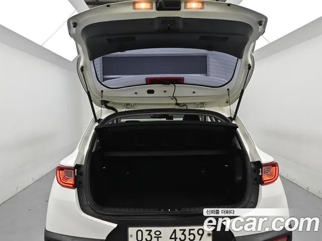 Kia Stonic 2018 — фото 19