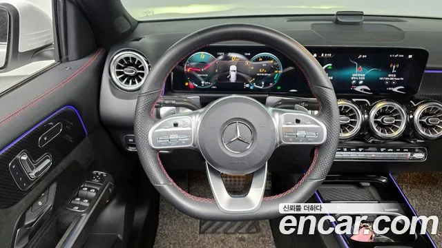 Mercedes-Benz GLB-Class 2021 — фото 19