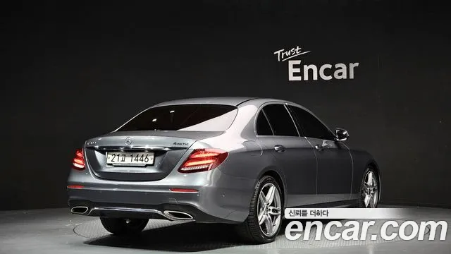 Mercedes-Benz E-Class 2019 — фото 2