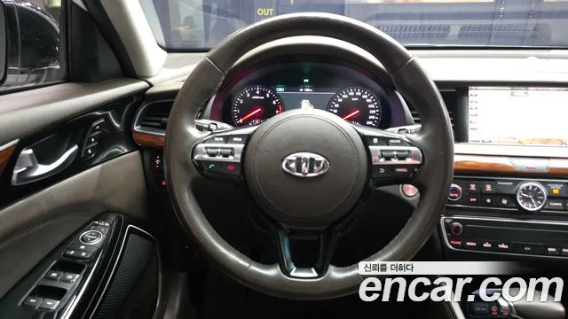 Kia K7 2017 — фото 19