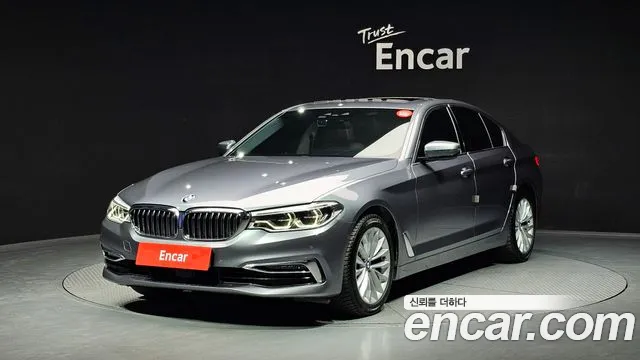 BMW 5-Series 2020 — фото 1