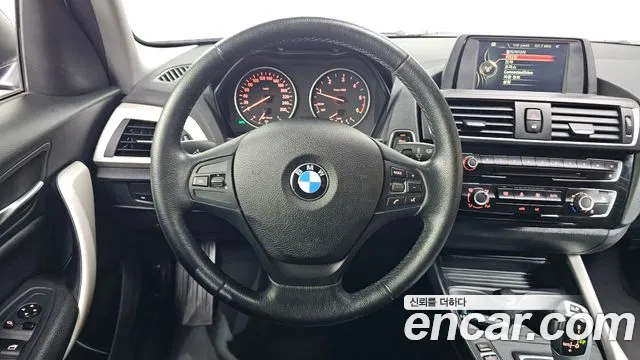 BMW 1-Series 2017 — фото 18