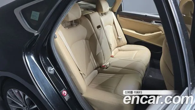 Hyundai Genesis 2015 — фото 12