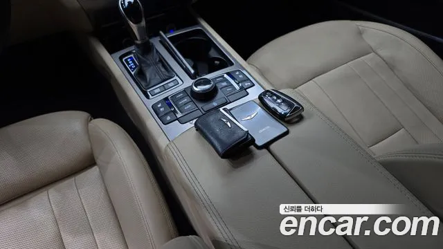 Hyundai Genesis 2015 — фото 18
