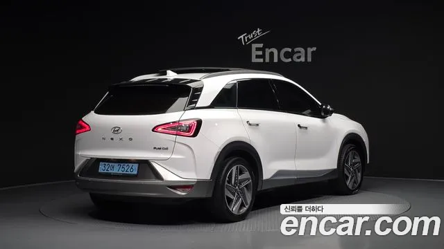 Hyundai Nexo 2022 — фото 2