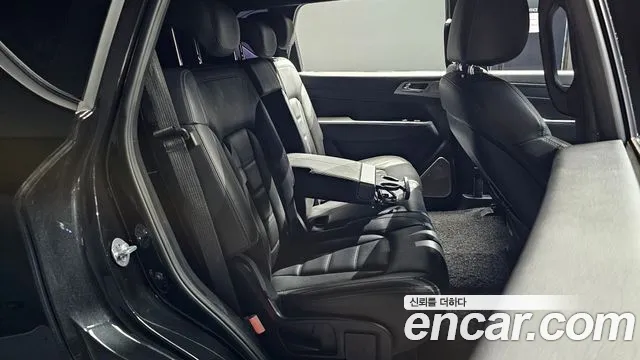 KG_Mobility_Ssangyong Rexton 2018 — фото 18