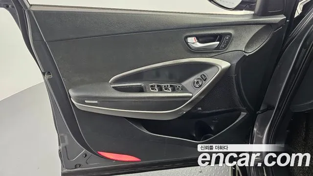 Hyundai Santafe 2016 — фото 14