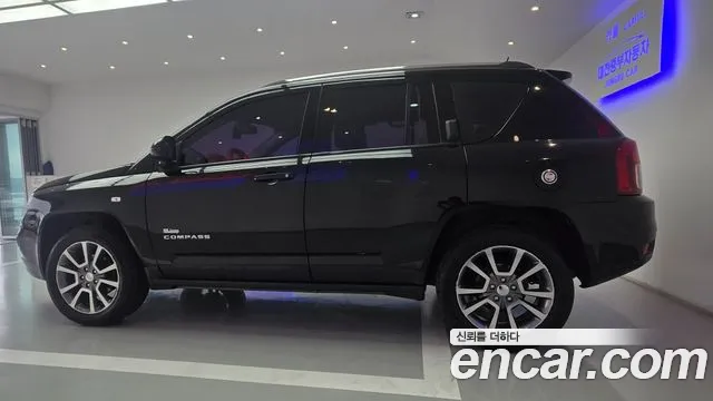 Jeep Compass 2014 — фото 2