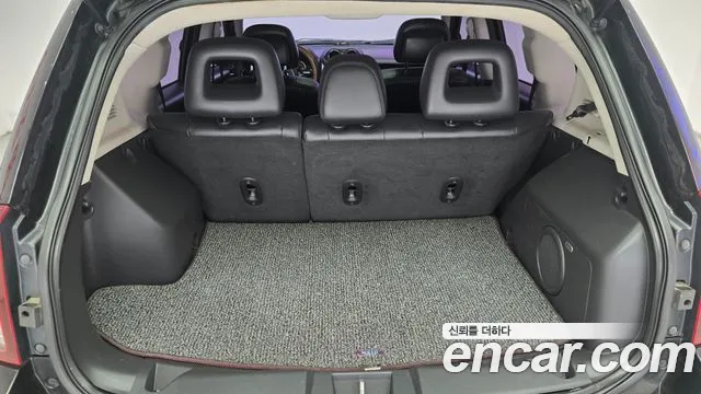 Jeep Compass 2014 — фото 9