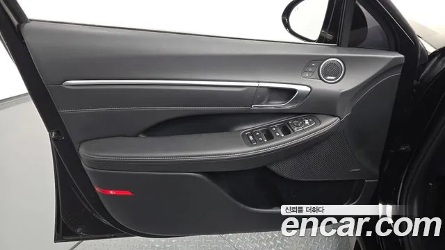 Hyundai Sonata 2022 — фото 14