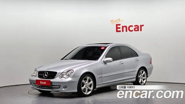 Mercedes-Benz C-Class 2006 — фото 1