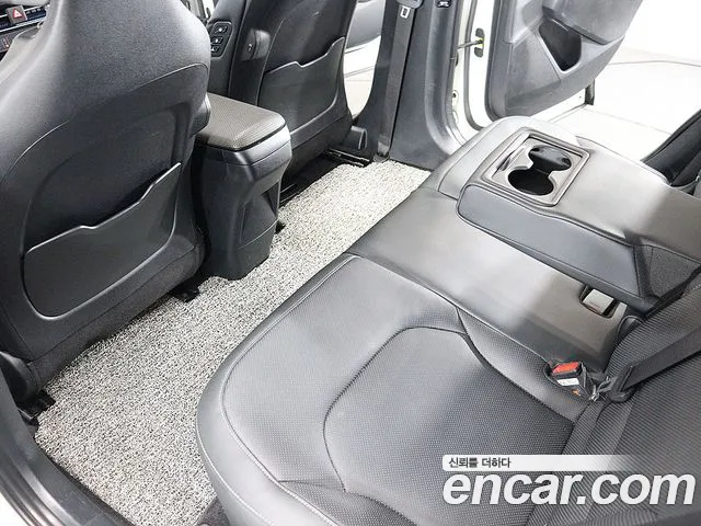 Kia EV6 2022 — фото 15