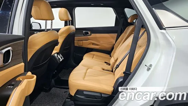 Kia Sorento 2022 — фото 16