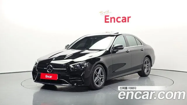 Mercedes-Benz E-Class 2023 — фото 1
